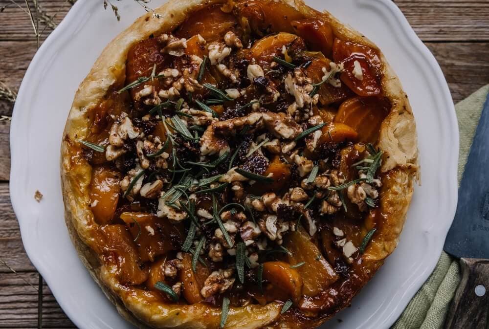 Annoskuva reseptistä keltajuuri tarte tatin kategorialle resepti