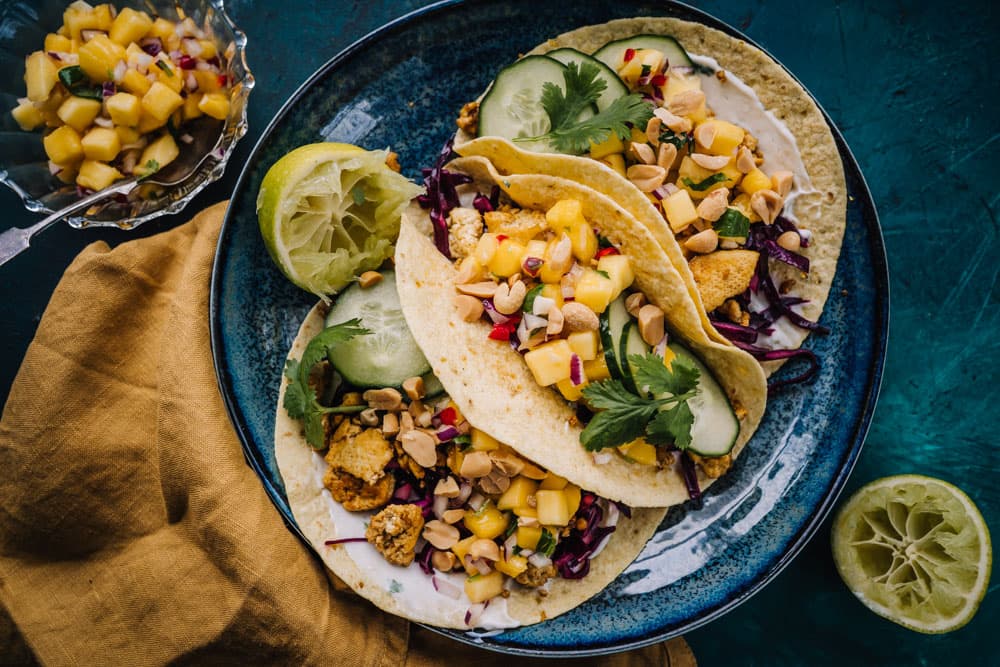 Annoskuva reseptistä aasialaiset tofutortillat mangosalsalla kategorialle resepti