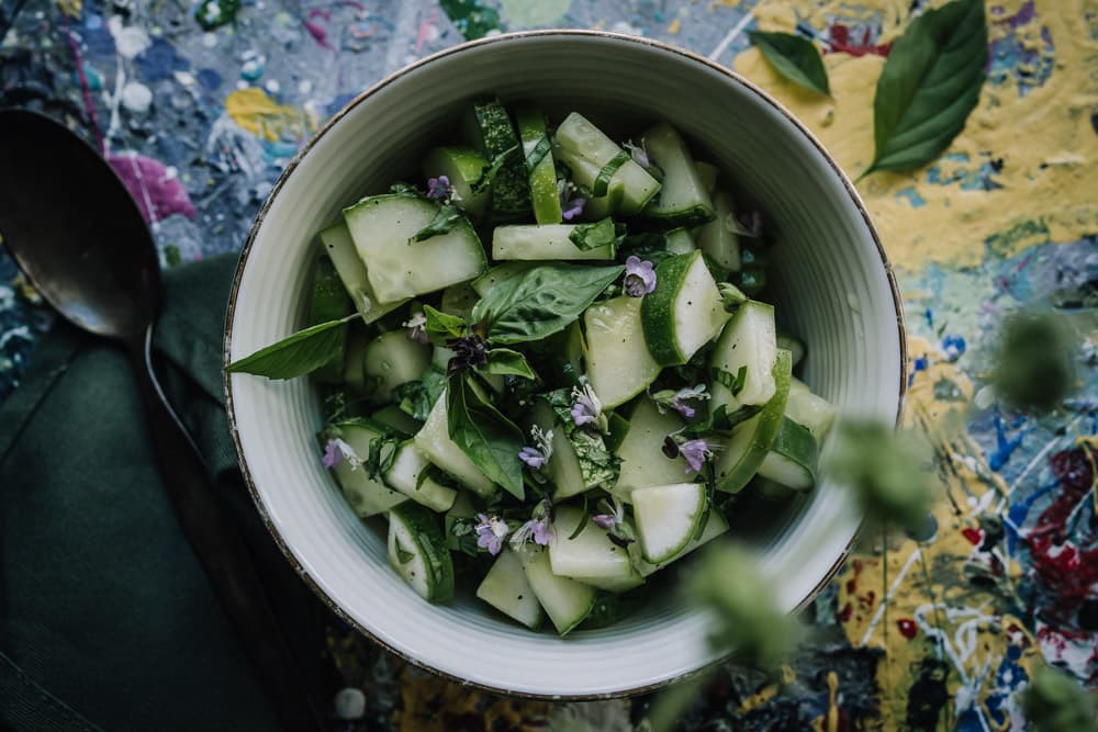 Annoskuva reseptistä basilika-kurkkusalaatti kategorialle resepti
