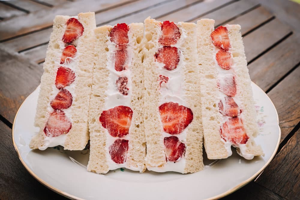 Annoskuva reseptistä mansikka sando kategorialle leivät