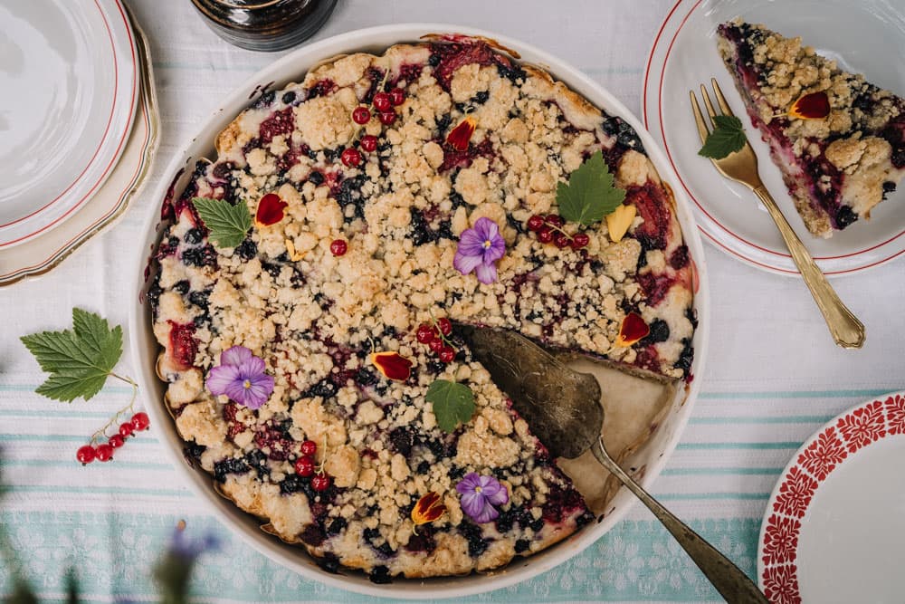 Annoskuva reseptistä marja-rahkapiirakka kategorialle makeat leivonnaiset